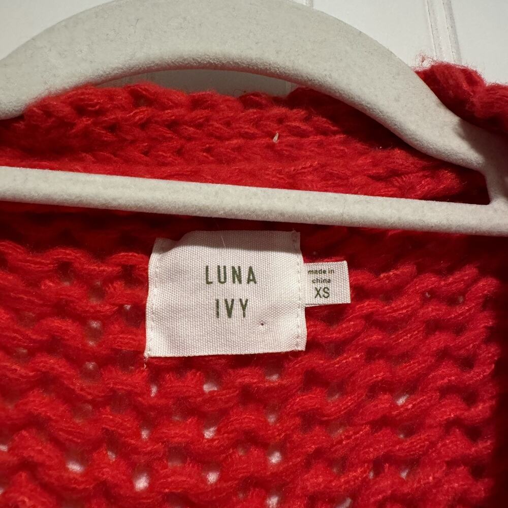 Luna Ivy Red Floral Cardigan Sweater Chunky Knit Size XS - Picture 5 of 7